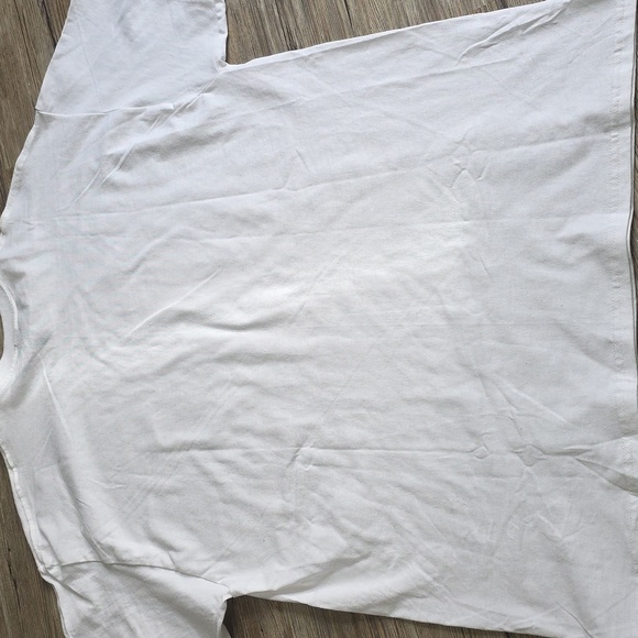 Thrifting Tshirt - Picture 3 of 3